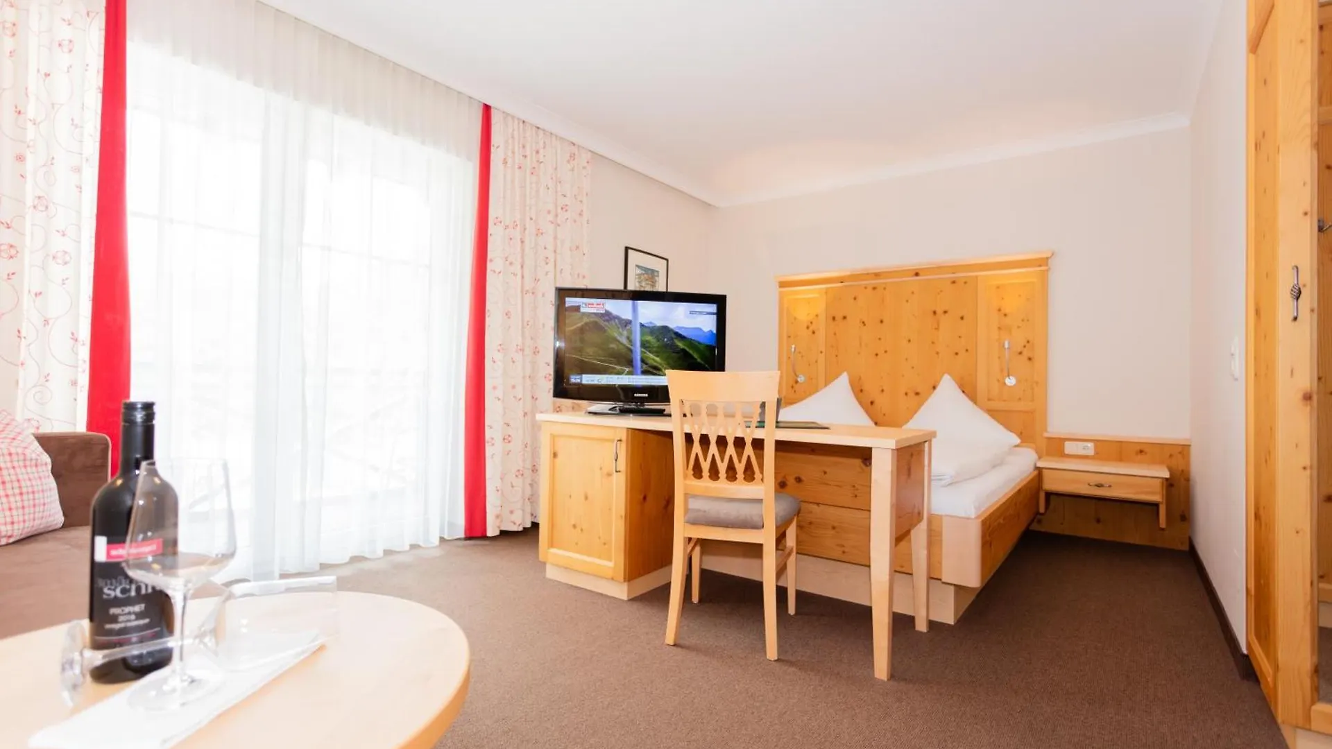 Landhotel Oberdanner Saalbach-Hinterglemm Austria